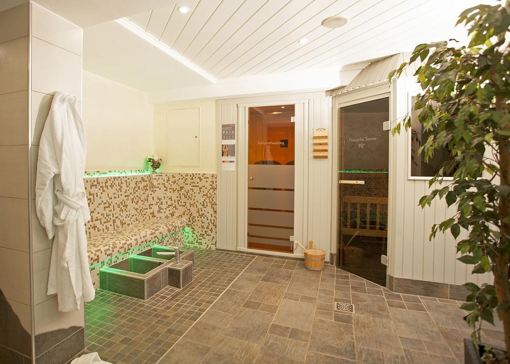 Hotel & Ferienappartements Edelweiss Willingen  Eksteriør bilde