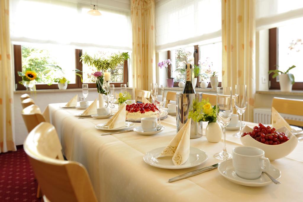 Hotel & Ferienappartements Edelweiss Willingen  Eksteriør bilde