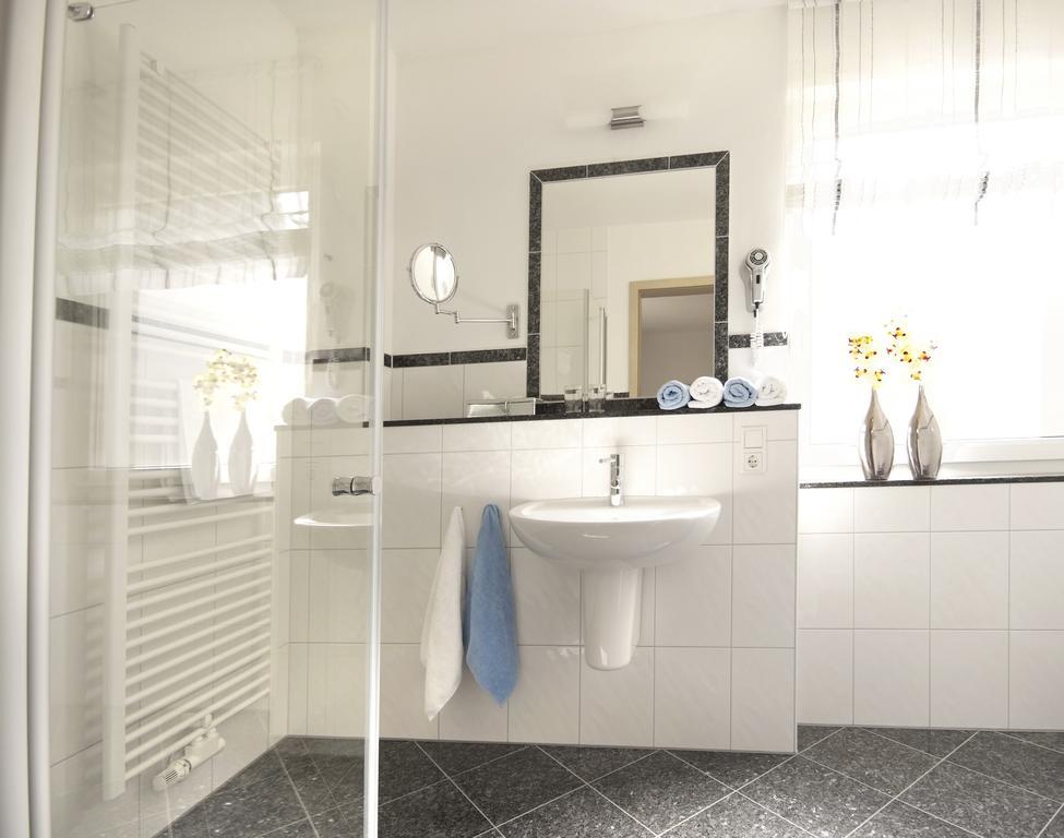 Hotel & Ferienappartements Edelweiss Willingen  Eksteriør bilde