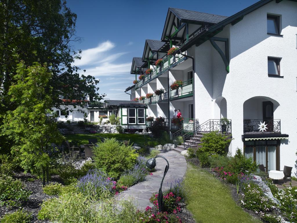 Hotel & Ferienappartements Edelweiss Willingen  Eksteriør bilde